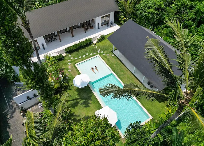Modern And Stylish 3 Bedroom *