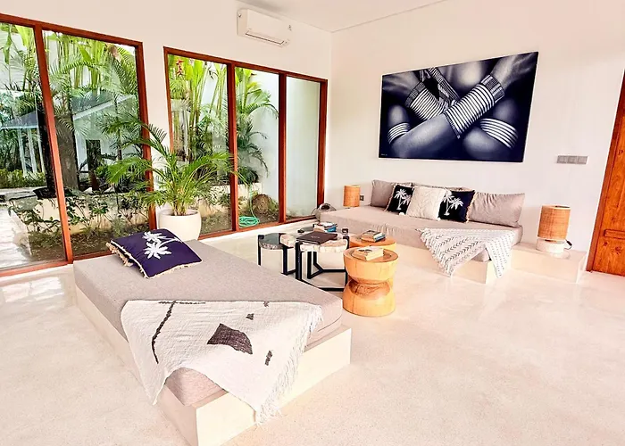 Modern And Stylish 3 Bedroom 别墅 *