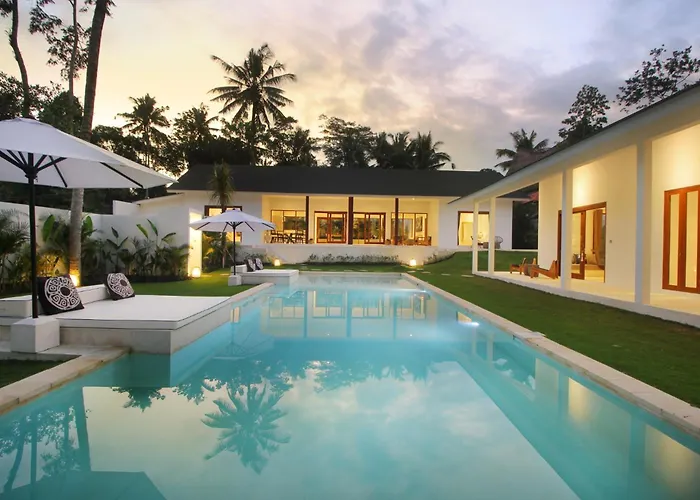 Villa Modern And Stylish 3 Bedroom
