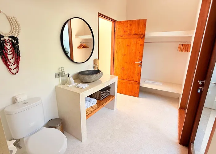 Modern And Stylish 3 Bedroom 别墅 *